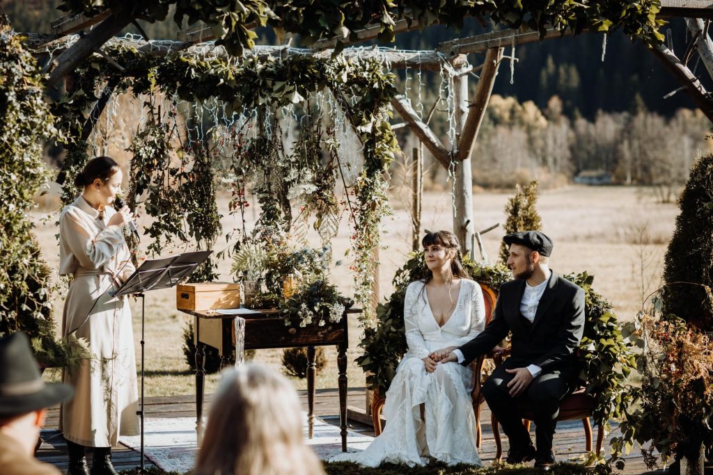 Sustainable – Greenery Wedding im Schwarzwald - Hochzeitsplanung by Designevents-Wedding